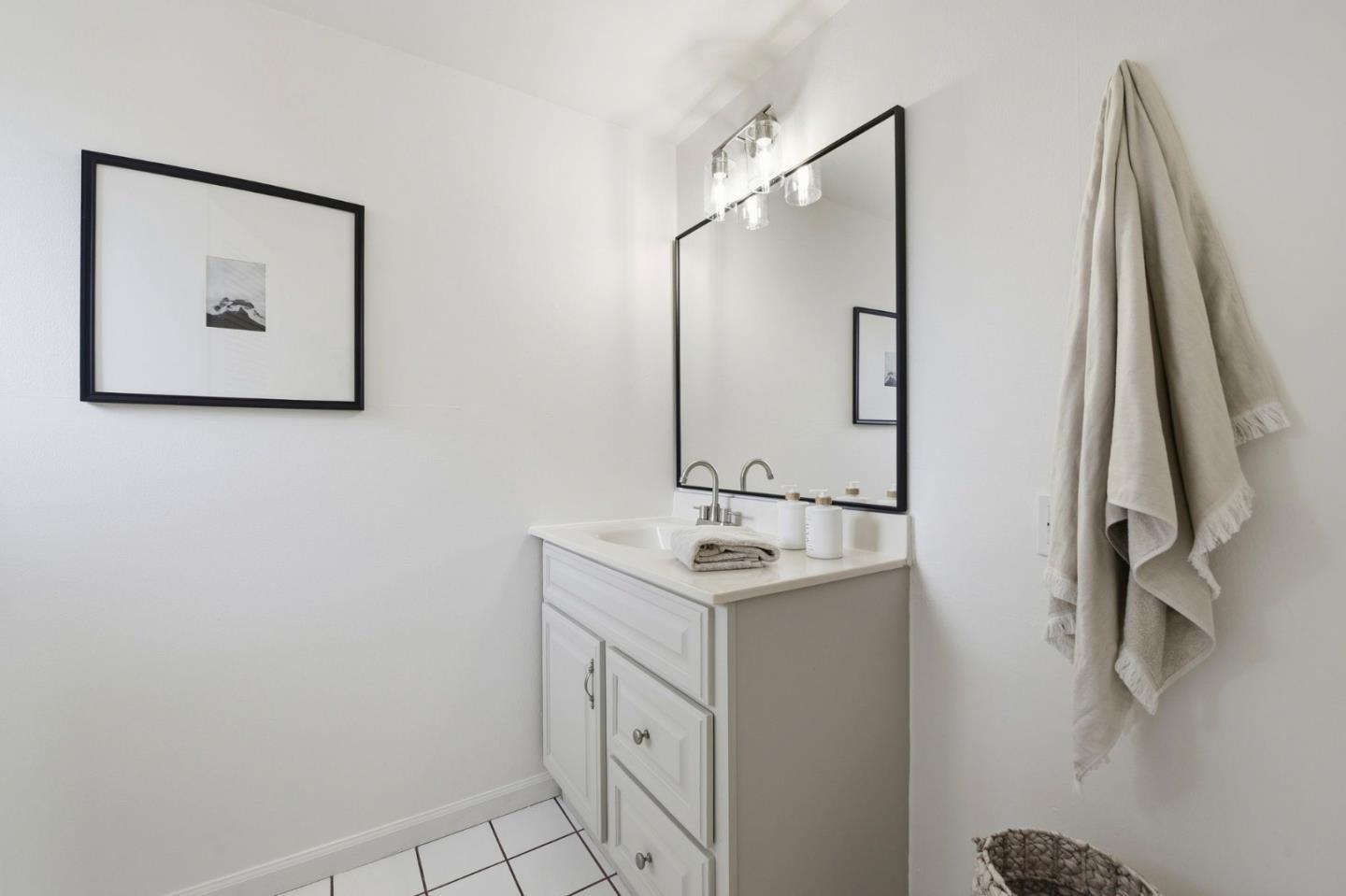 Detail Gallery Image 28 of 41 For 794 Lakemuir Dr, Sunnyvale,  CA 94089 - 3 Beds | 2 Baths