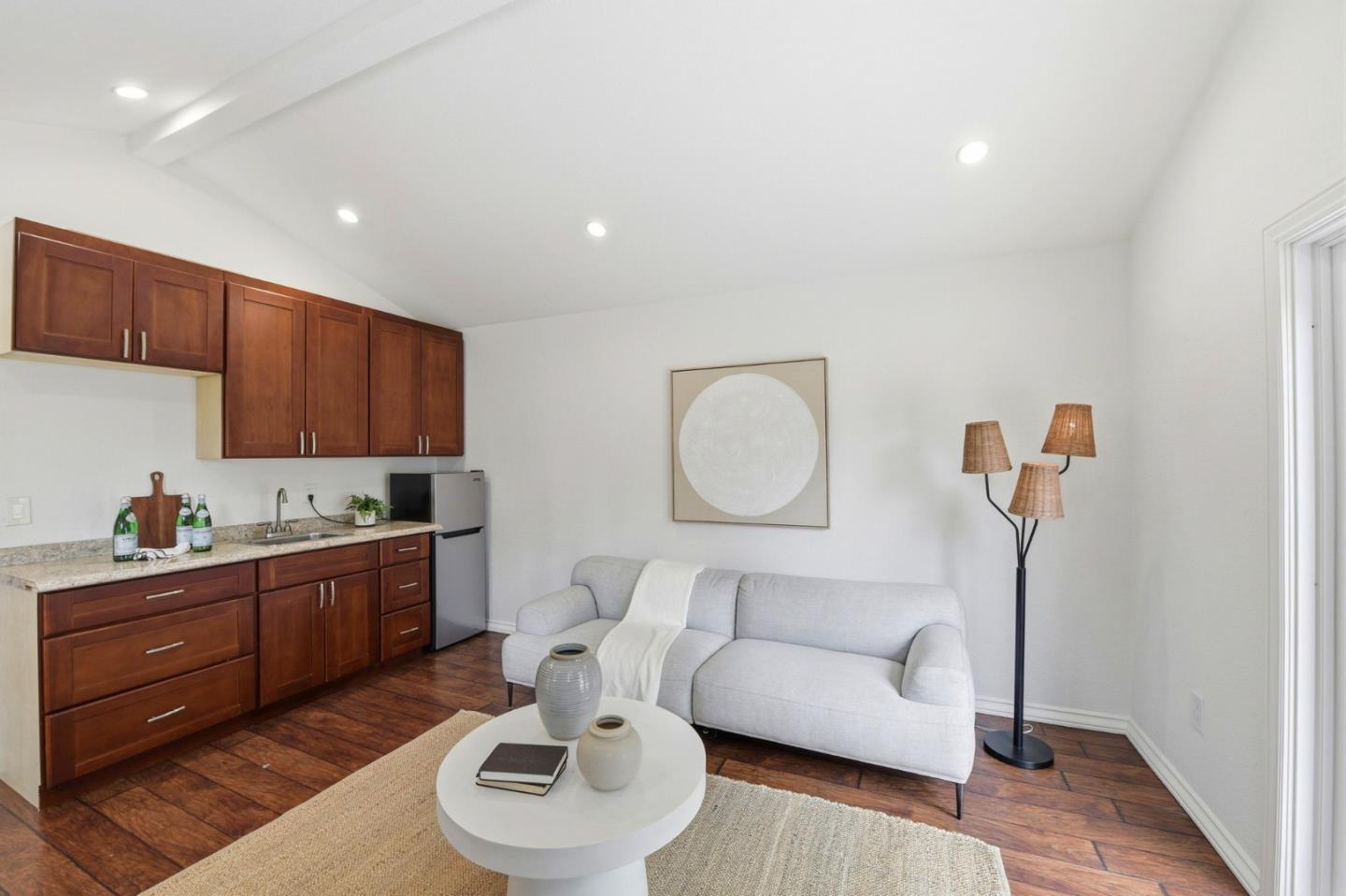 Detail Gallery Image 33 of 41 For 794 Lakemuir Dr, Sunnyvale,  CA 94089 - 3 Beds | 2 Baths