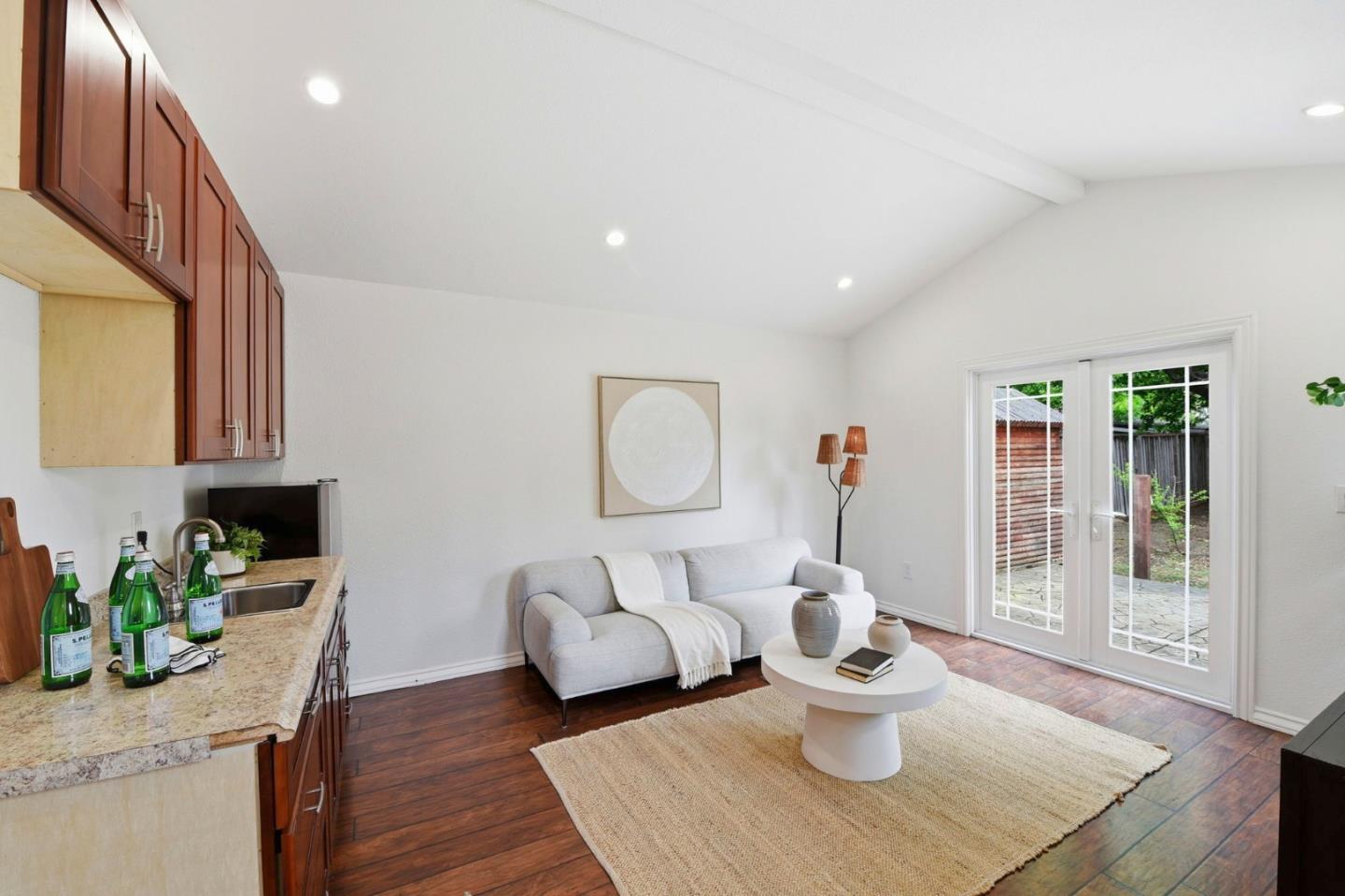 Detail Gallery Image 34 of 41 For 794 Lakemuir Dr, Sunnyvale,  CA 94089 - 3 Beds | 2 Baths