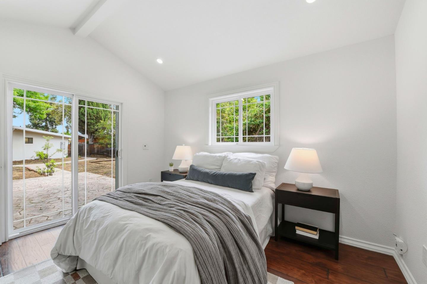 Detail Gallery Image 36 of 41 For 794 Lakemuir Dr, Sunnyvale,  CA 94089 - 3 Beds | 2 Baths