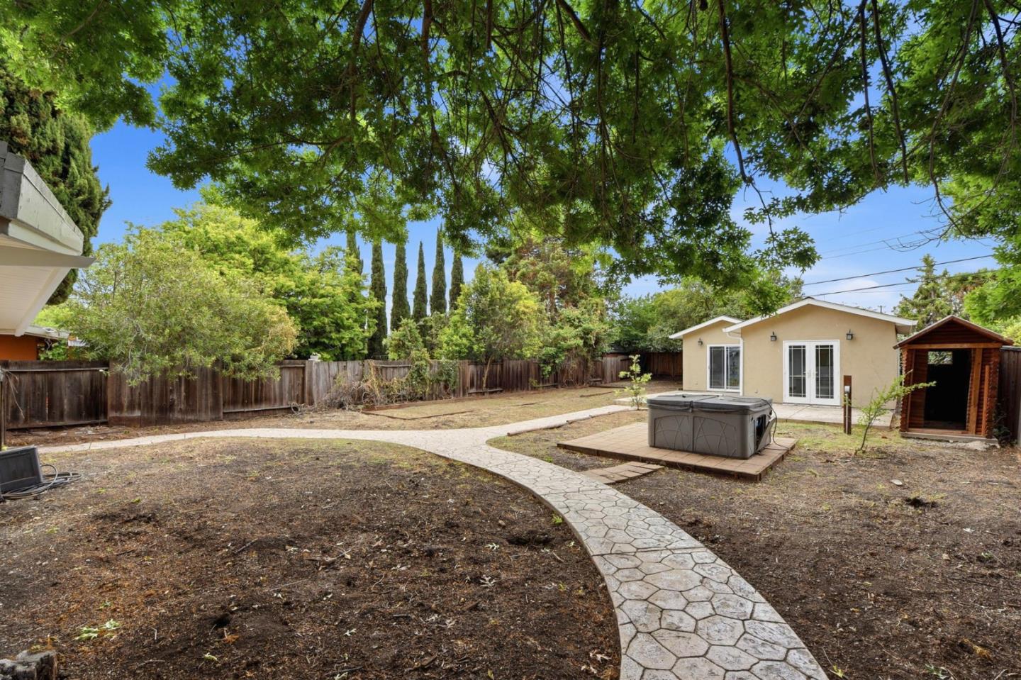 Detail Gallery Image 38 of 41 For 794 Lakemuir Dr, Sunnyvale,  CA 94089 - 3 Beds | 2 Baths