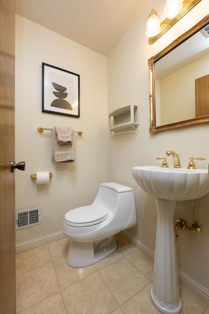 Detail Gallery Image 23 of 41 For 1255 Tuolumne Rd, Millbrae,  CA 94030 - 3 Beds | 2/1 Baths