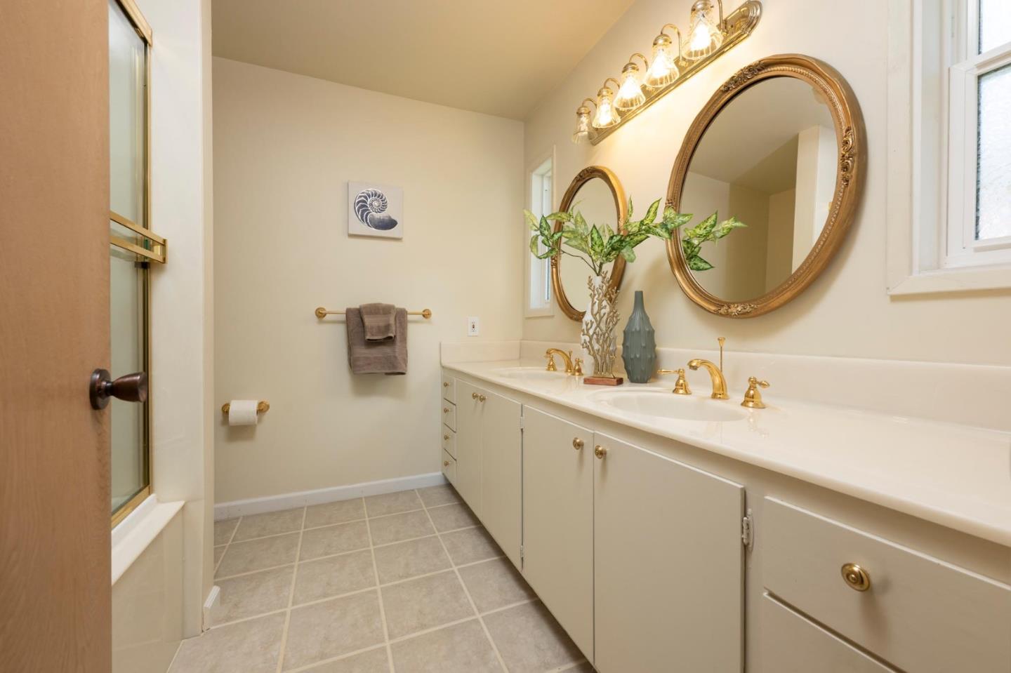 Detail Gallery Image 29 of 41 For 1255 Tuolumne Rd, Millbrae,  CA 94030 - 3 Beds | 2/1 Baths