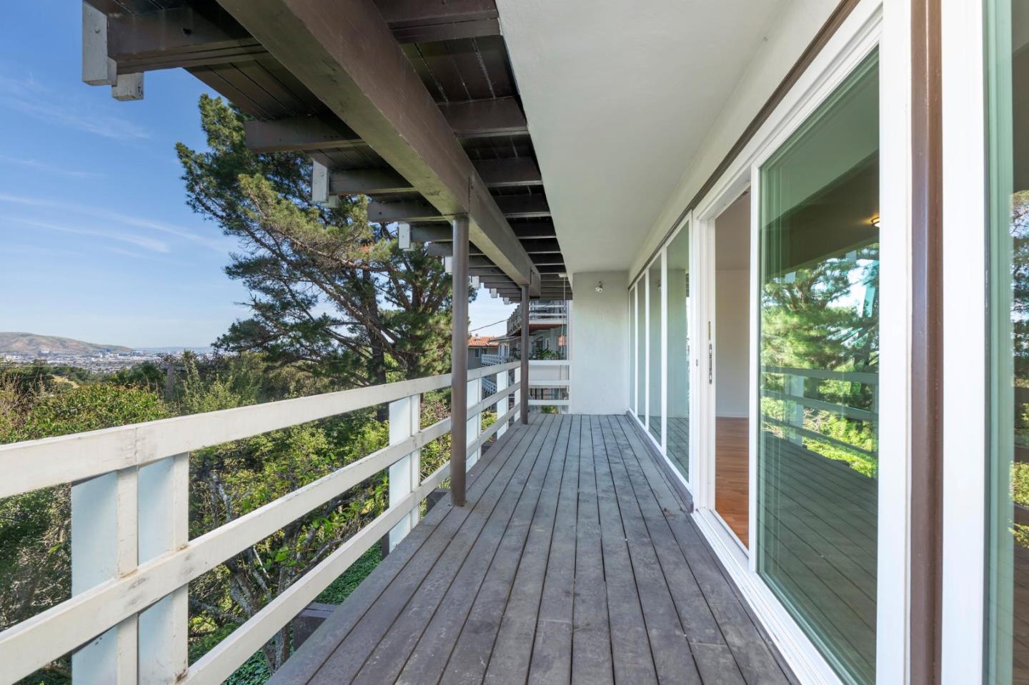 Detail Gallery Image 38 of 41 For 1255 Tuolumne Rd, Millbrae,  CA 94030 - 3 Beds | 2/1 Baths