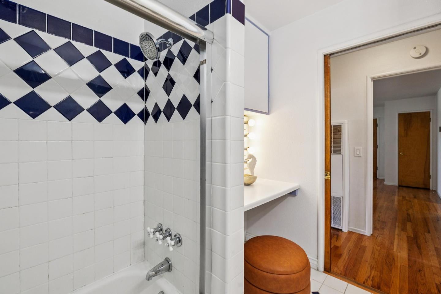 Detail Gallery Image 30 of 66 For 384 Beemer Ave, Sunnyvale,  CA 94086 - 4 Beds | 3 Baths