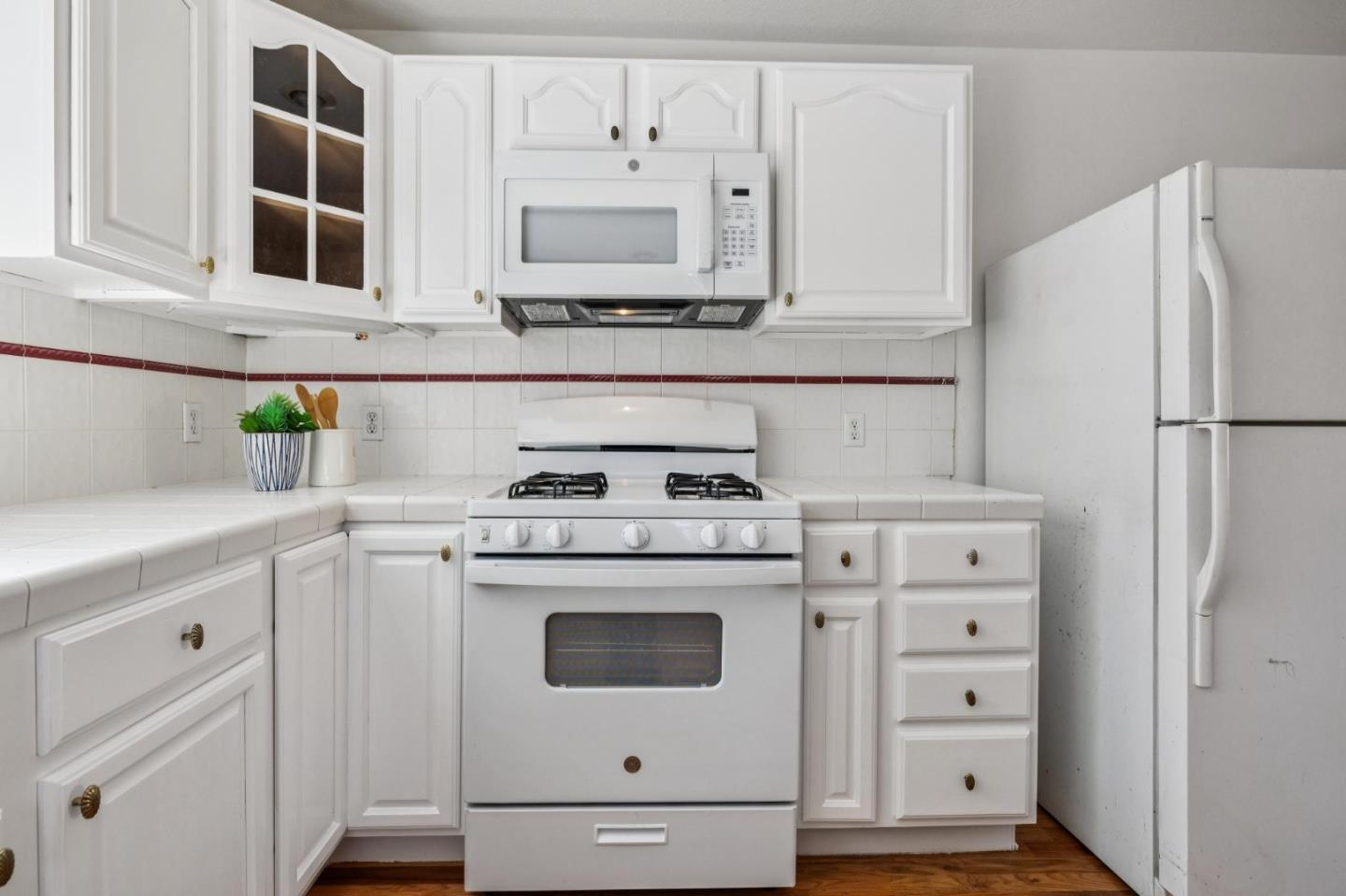 Detail Gallery Image 49 of 66 For 384 Beemer Ave, Sunnyvale,  CA 94086 - 4 Beds | 3 Baths