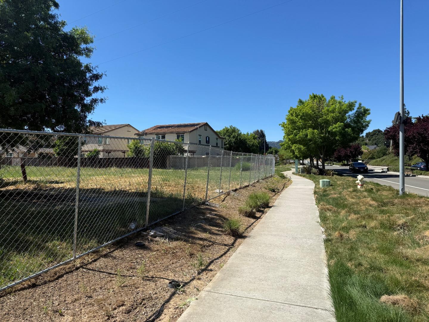 Detail Gallery Image 5 of 8 For 220 W Edmundson Ave, Morgan Hill,  CA 95037 - – Beds | – Baths