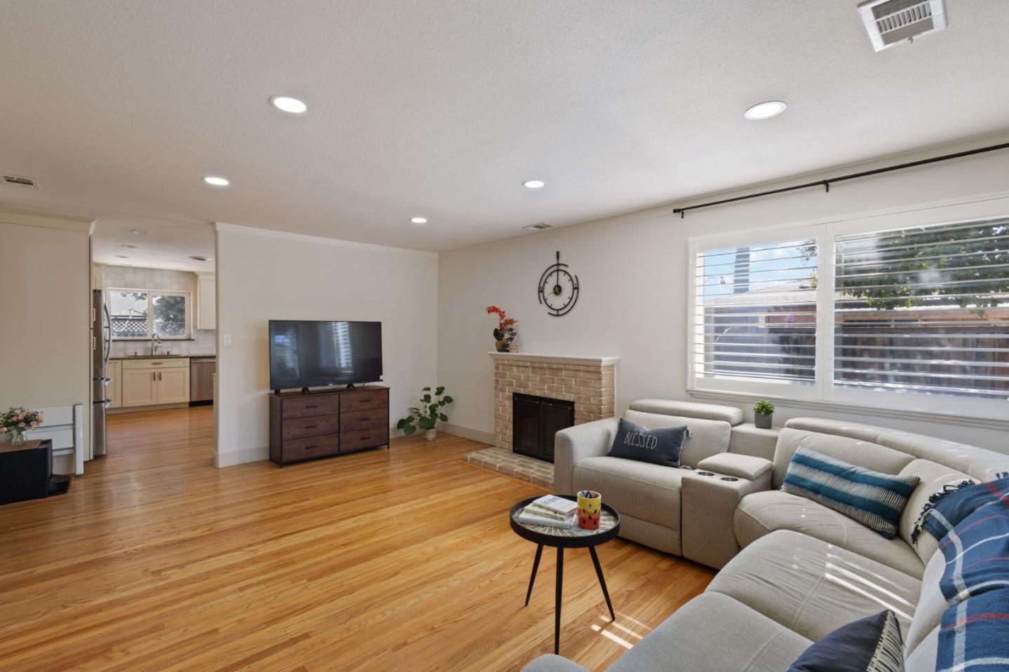 Detail Gallery Image 6 of 19 For 3959 Purdue Way, Livermore,  CA 94550 - 3 Beds | 2 Baths