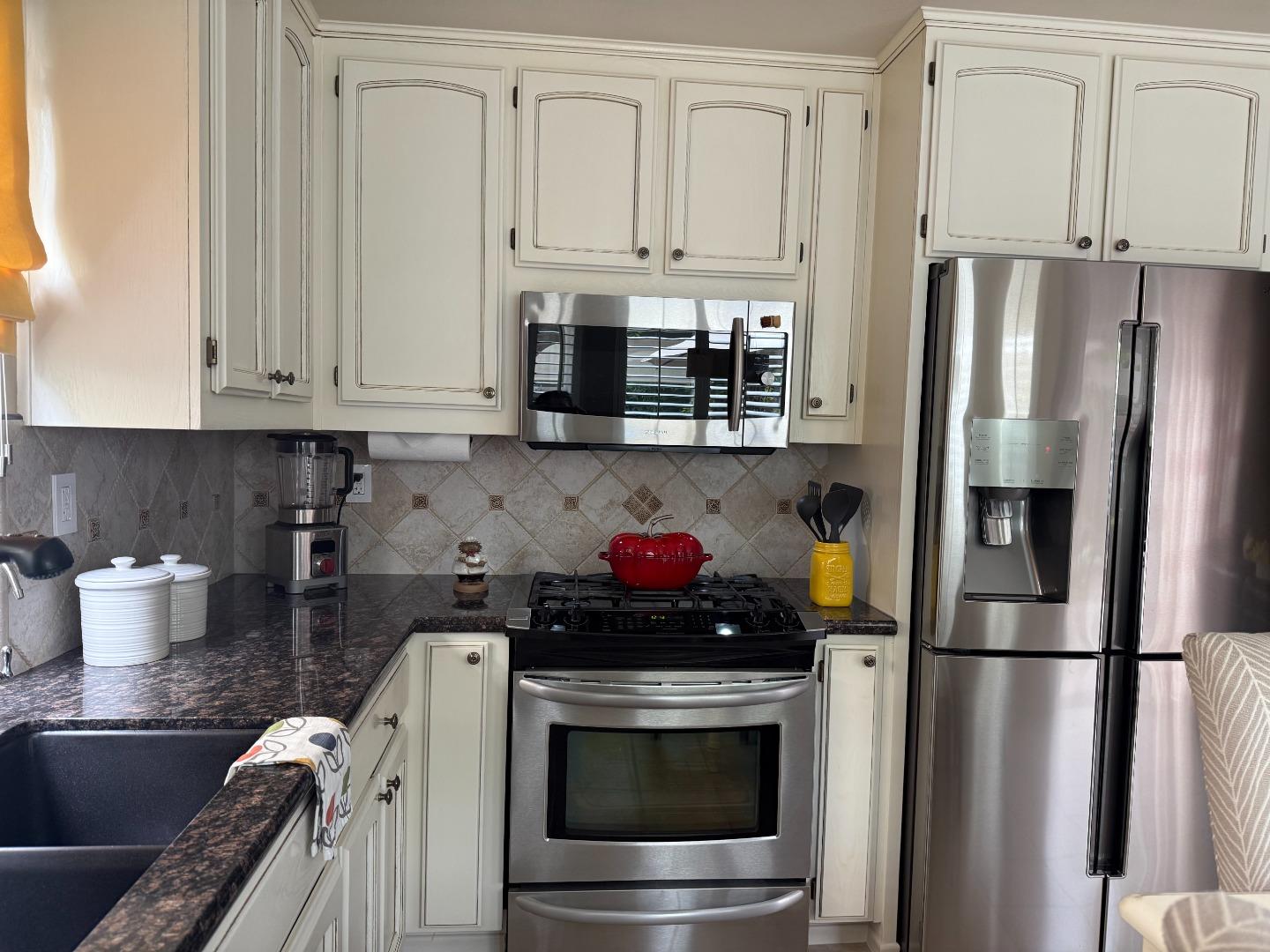 Detail Gallery Image 12 of 40 For 7389 Forsum Rd, San Jose,  CA 95138 - 3 Beds | 2/1 Baths