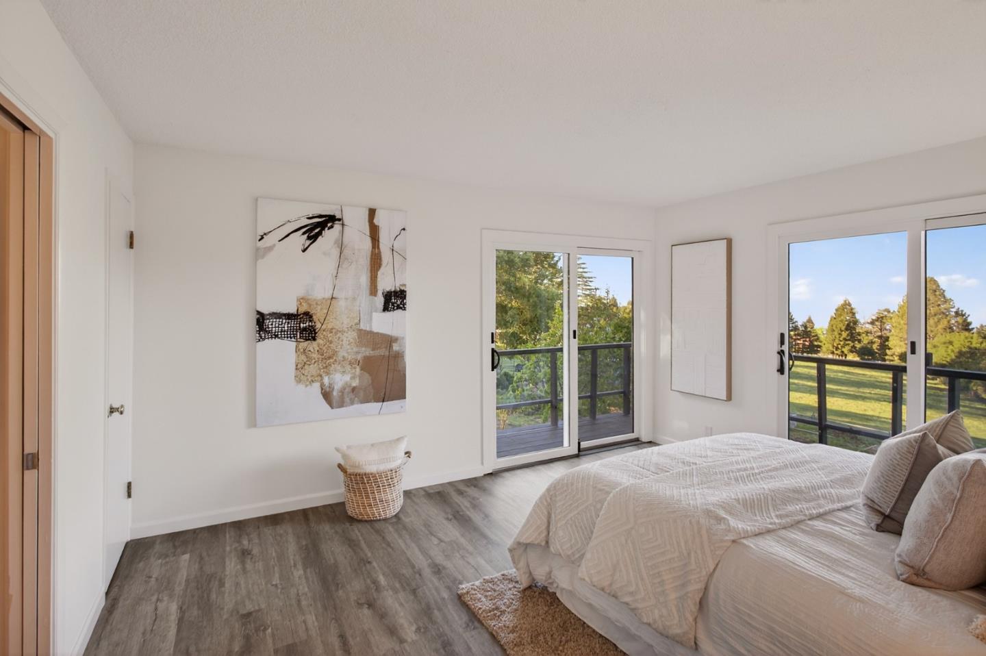 Detail Gallery Image 11 of 23 For 20255 Skyline Blvd, Woodside,  CA 94062 - 3 Beds | 3 Baths