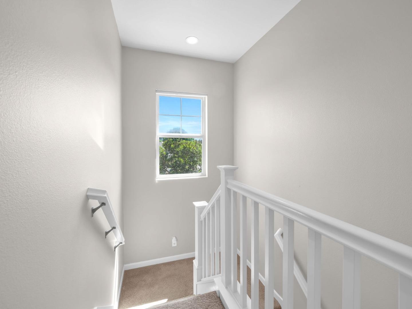 Detail Gallery Image 17 of 36 For 1044 Keeble Ct, San Jose,  CA 95126 - 2 Beds | 2/1 Baths