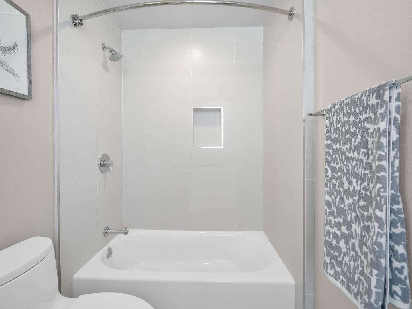 Detail Gallery Image 28 of 36 For 1044 Keeble Ct, San Jose,  CA 95126 - 2 Beds | 2/1 Baths