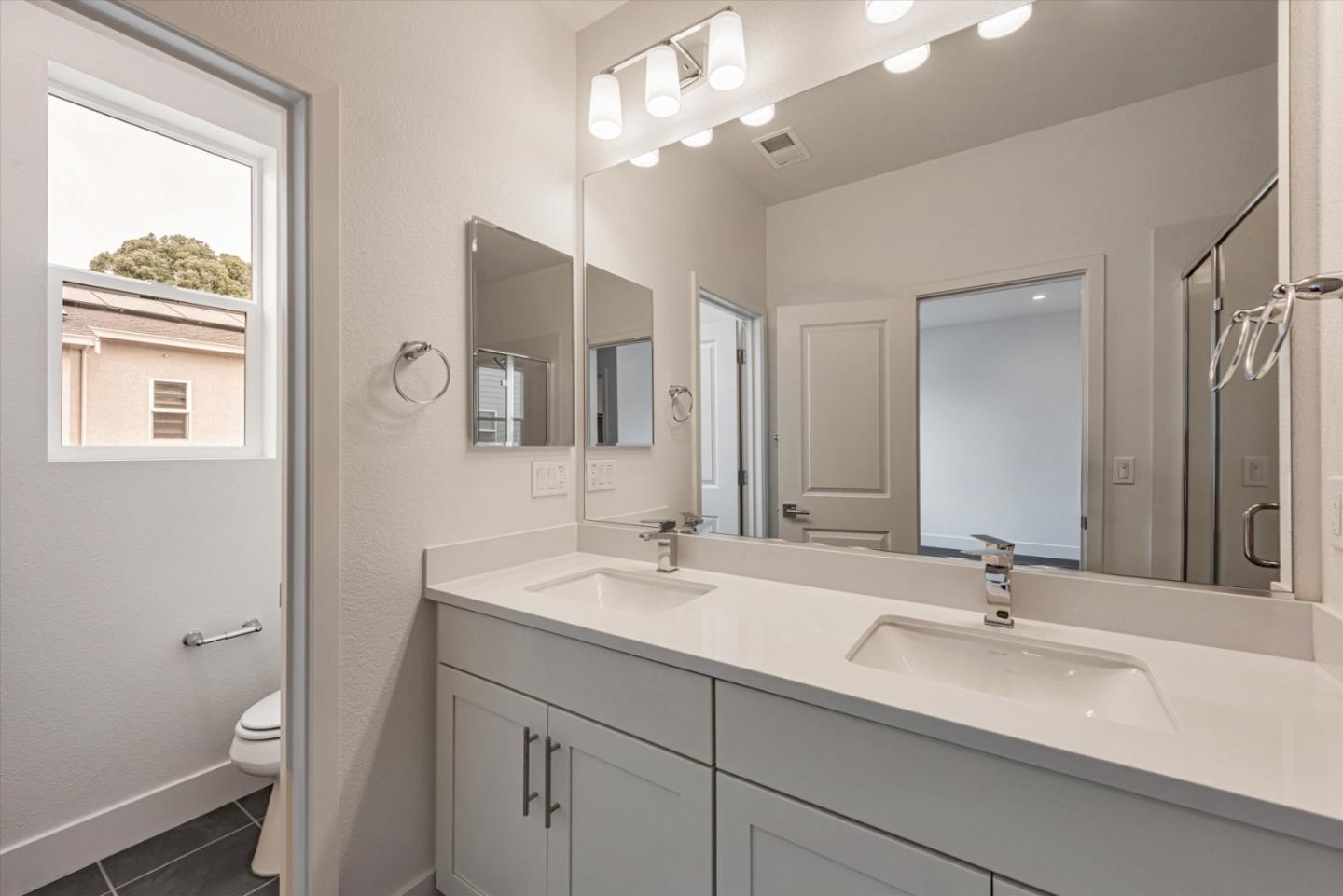 Detail Gallery Image 15 of 21 For 5009 Seashell Ter, San Ramon,  CA 94583 - 3 Beds | 3/1 Baths