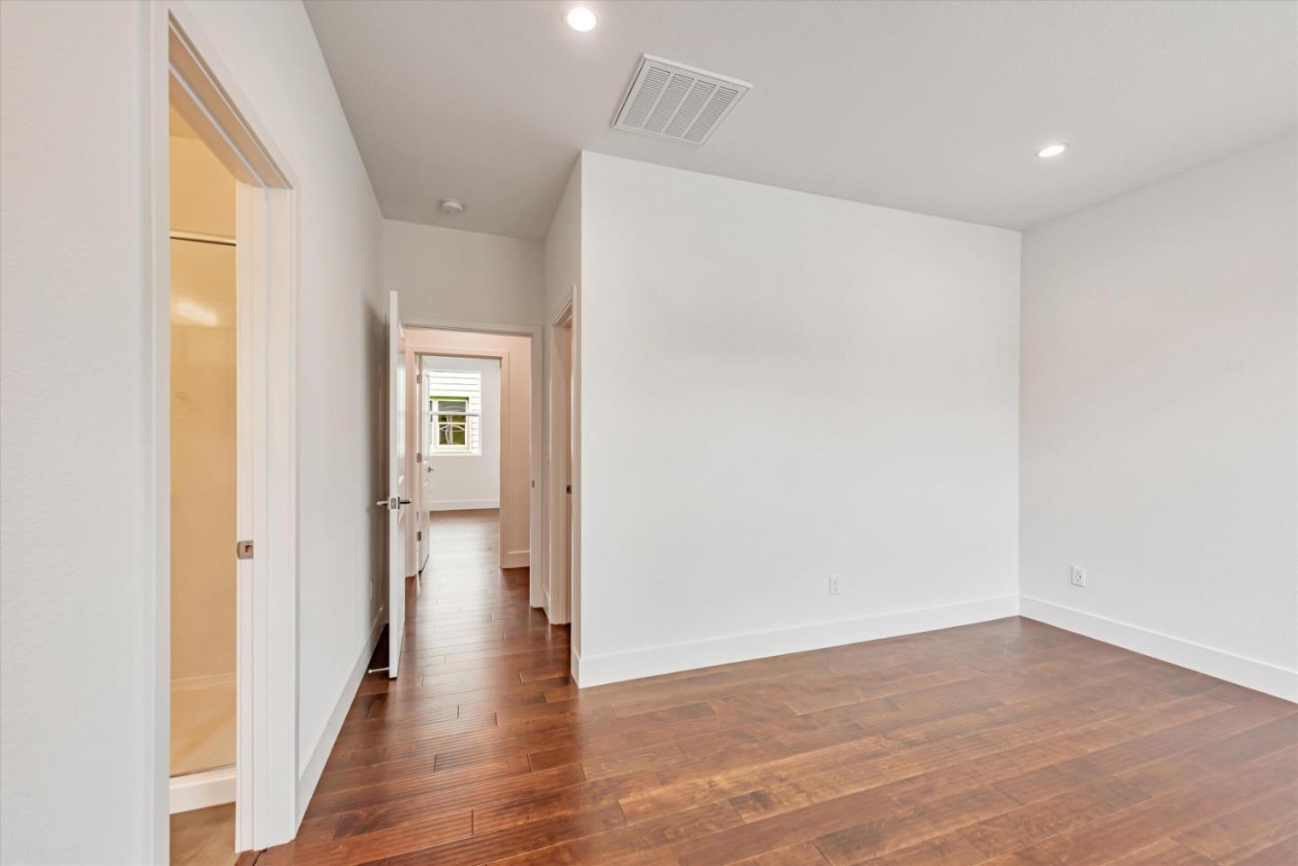 Detail Gallery Image 20 of 21 For 5009 Seashell Ter, San Ramon,  CA 94583 - 3 Beds | 3/1 Baths