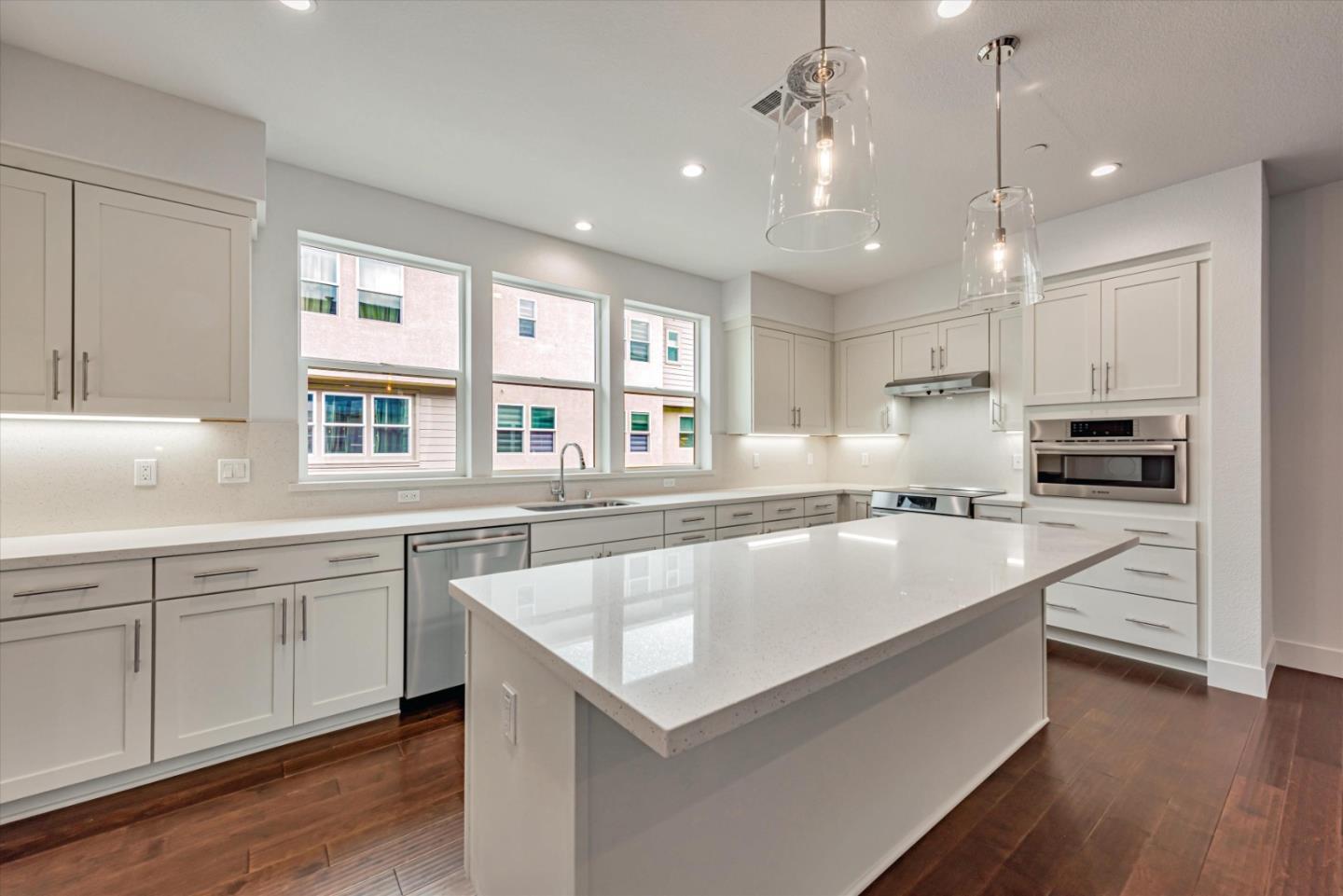 Detail Gallery Image 9 of 21 For 5009 Seashell Ter, San Ramon,  CA 94583 - 3 Beds | 3/1 Baths