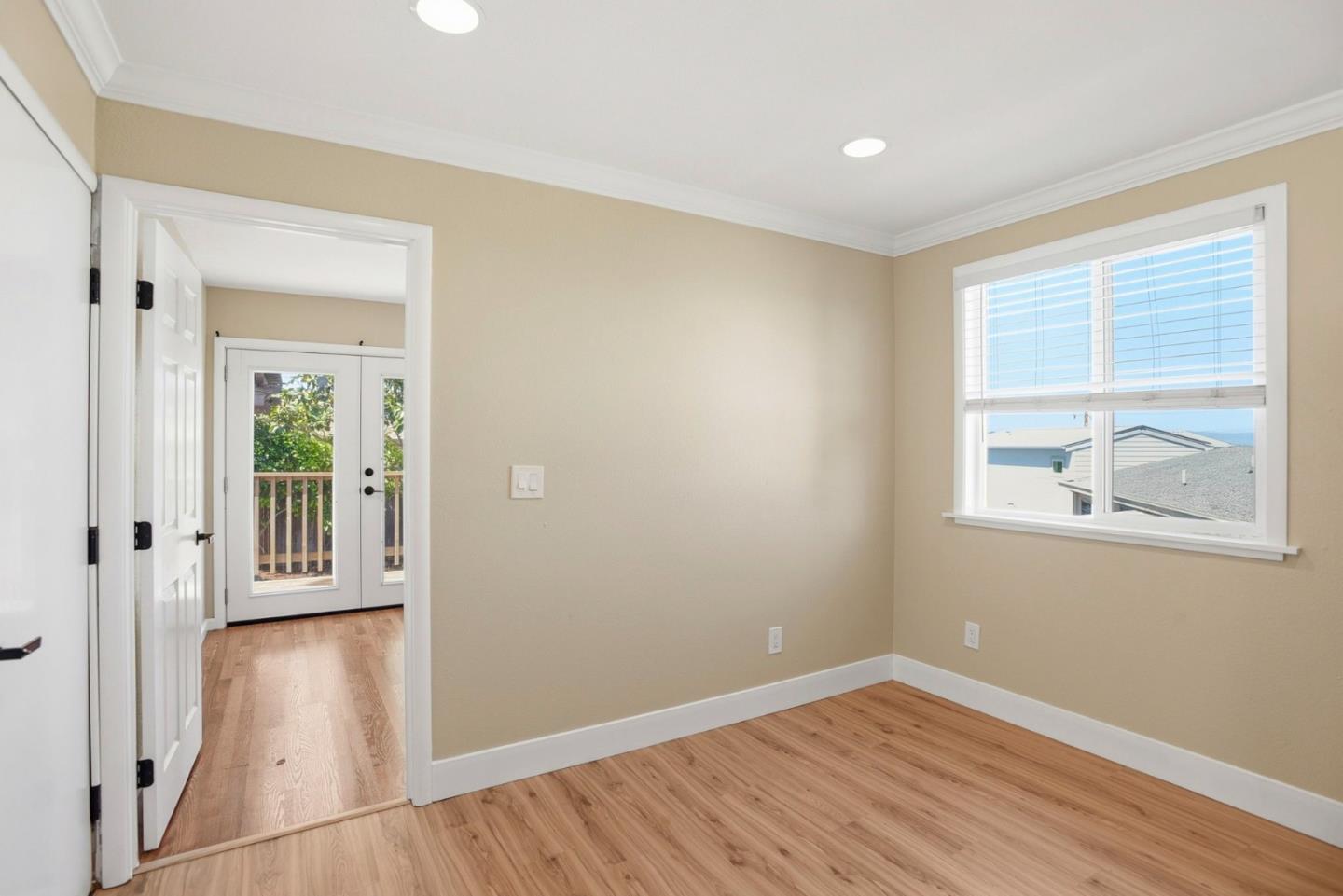 Detail Gallery Image 14 of 34 For 400 La Casa, San Mateo,  CA 94403 - 3 Beds | 1 Baths