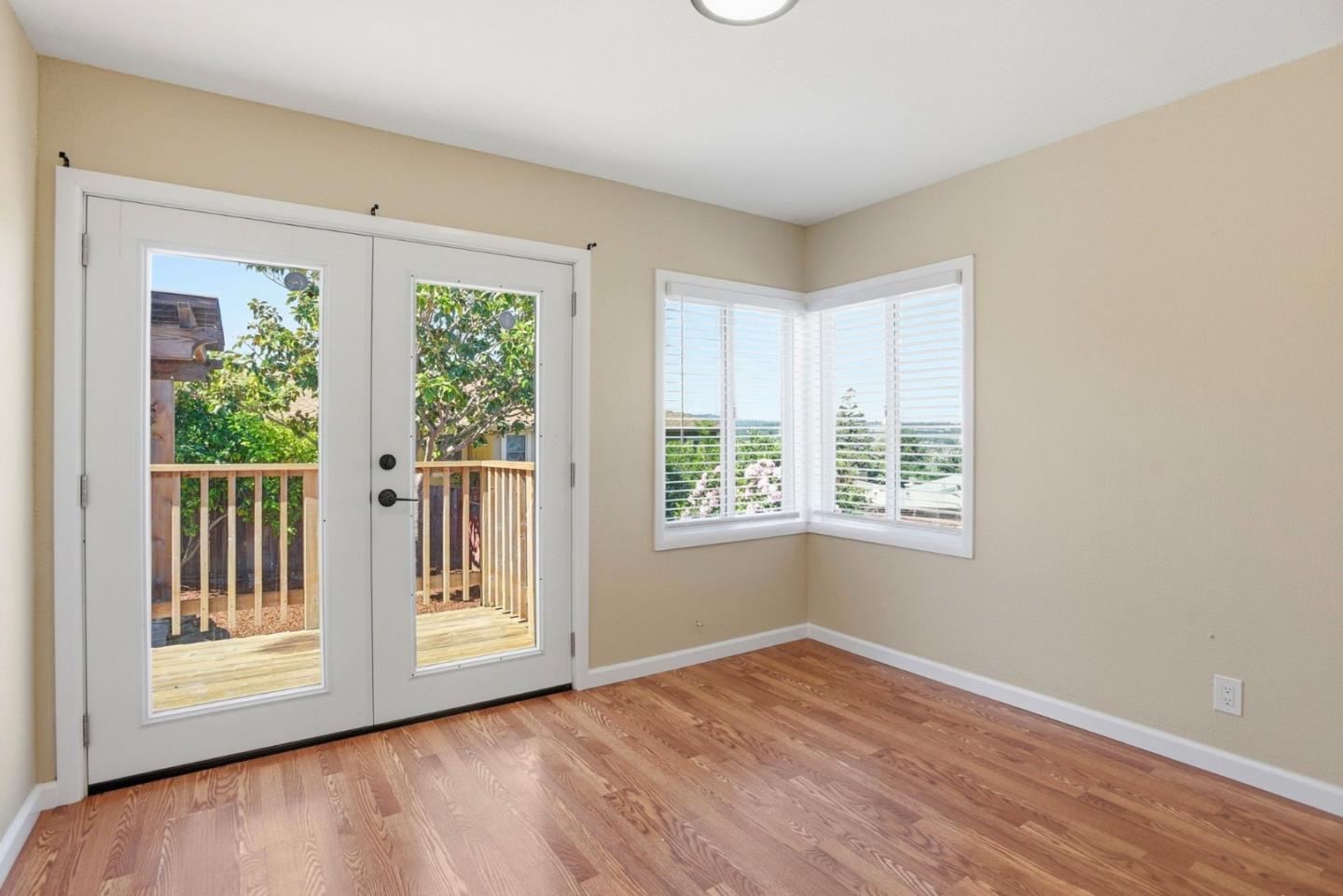 Detail Gallery Image 16 of 34 For 400 La Casa, San Mateo,  CA 94403 - 3 Beds | 1 Baths