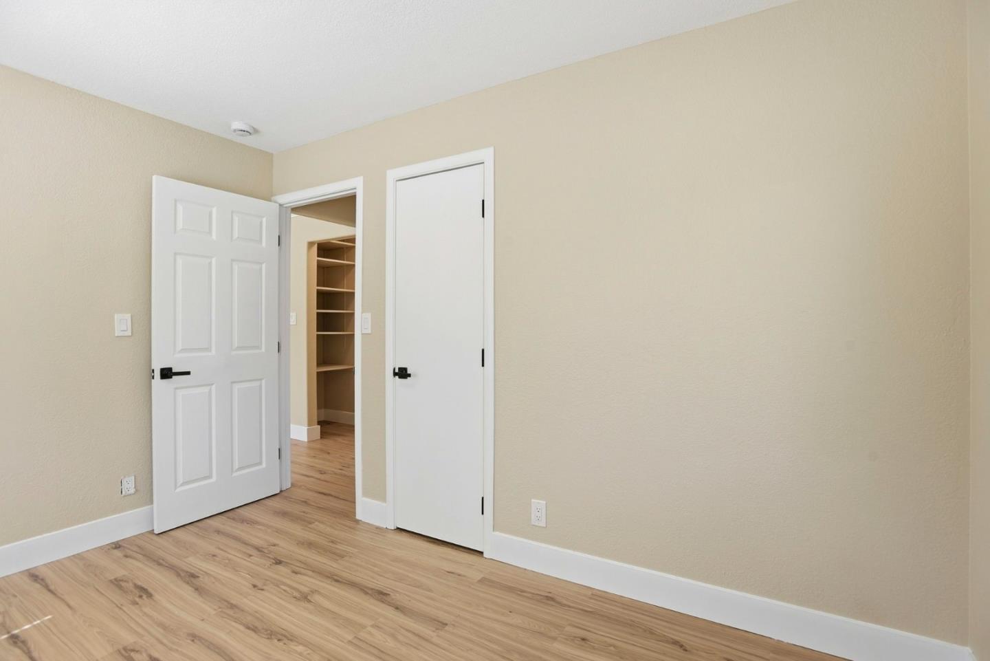 Detail Gallery Image 21 of 34 For 400 La Casa, San Mateo,  CA 94403 - 3 Beds | 1 Baths