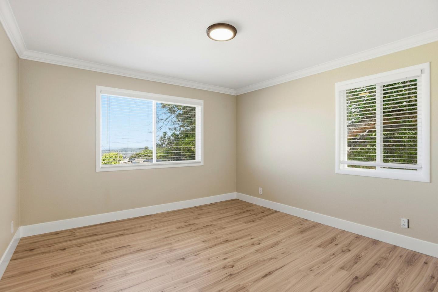 Detail Gallery Image 23 of 34 For 400 La Casa, San Mateo,  CA 94403 - 3 Beds | 1 Baths