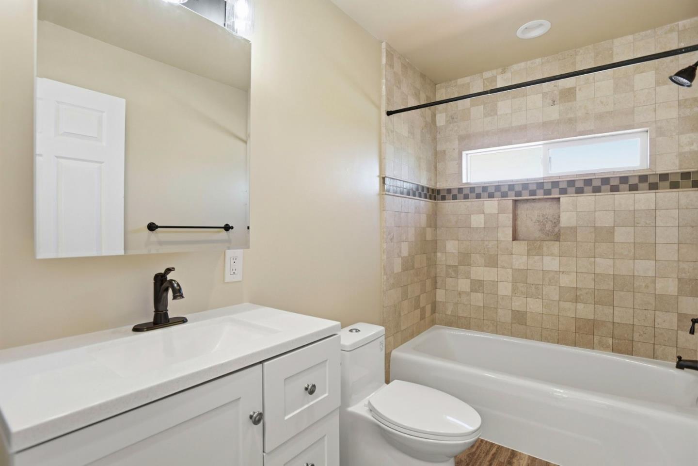 Detail Gallery Image 28 of 34 For 400 La Casa, San Mateo,  CA 94403 - 3 Beds | 1 Baths