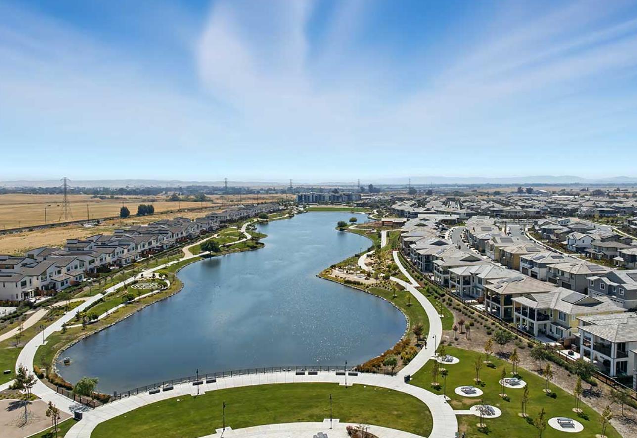 Detail Gallery Image 3 of 9 For 5729 Pathway Dr, Fairfield,  CA 94533 - 3 Beds | 2/1 Baths