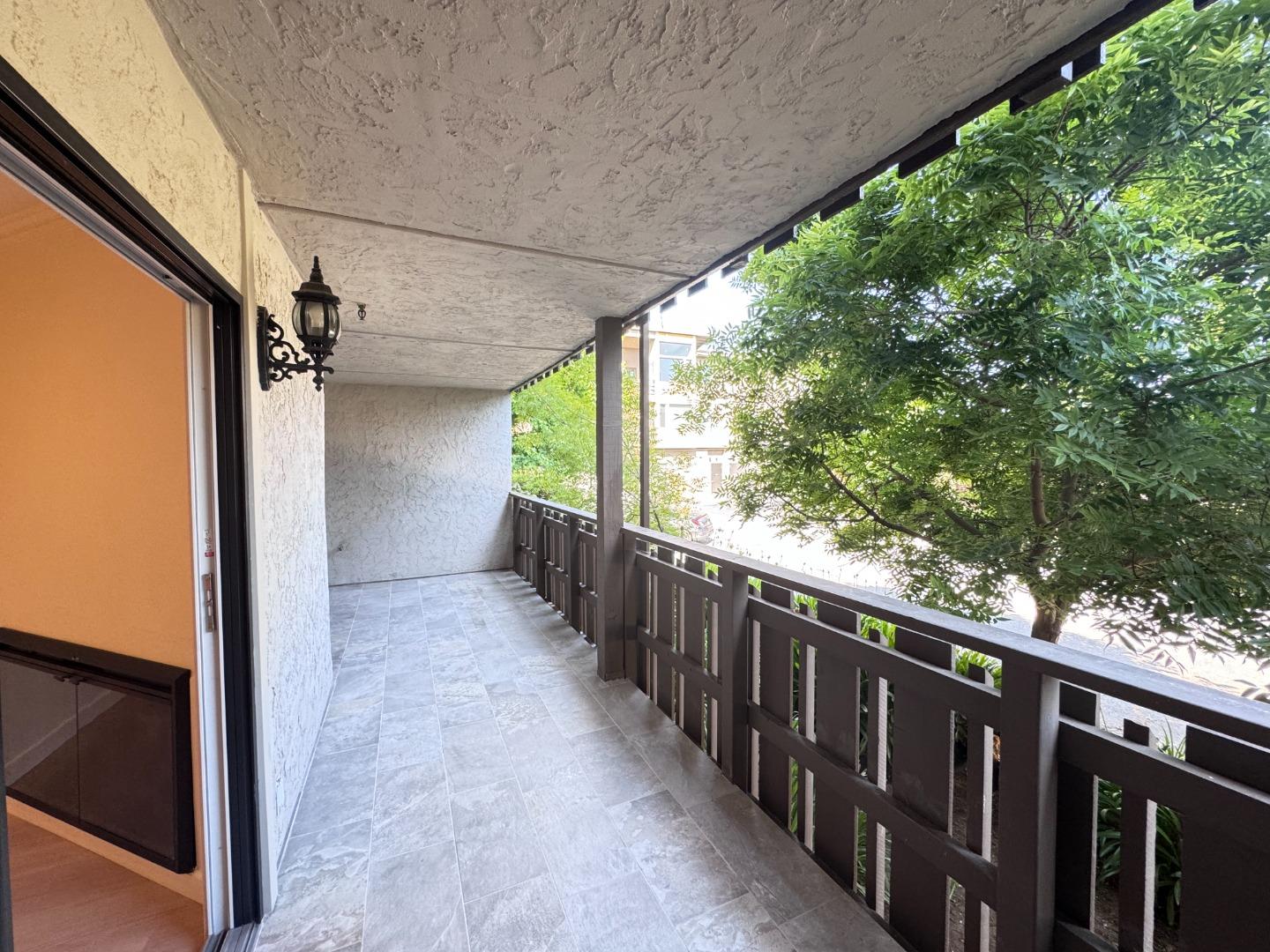 Detail Gallery Image 12 of 21 For 101 2nd St #5,  Los Altos,  CA 94022 - 1 Beds | 1 Baths