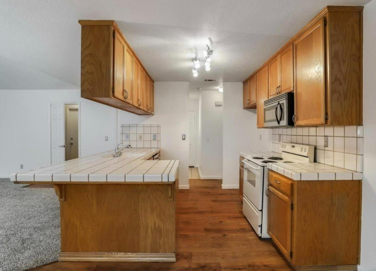 Detail Gallery Image 19 of 19 For 1455 Busca Dr, Tracy,  CA 95376 - 3 Beds | 2 Baths