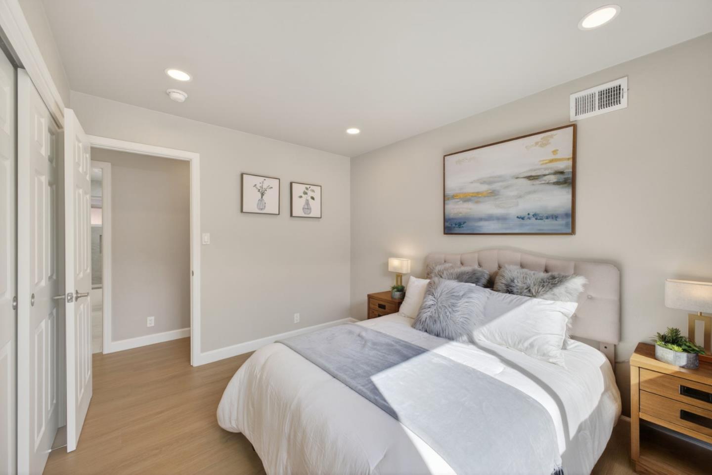 Detail Gallery Image 16 of 27 For 2747 Donovan Ave, Santa Clara,  CA 95051 - 4 Beds | 2 Baths