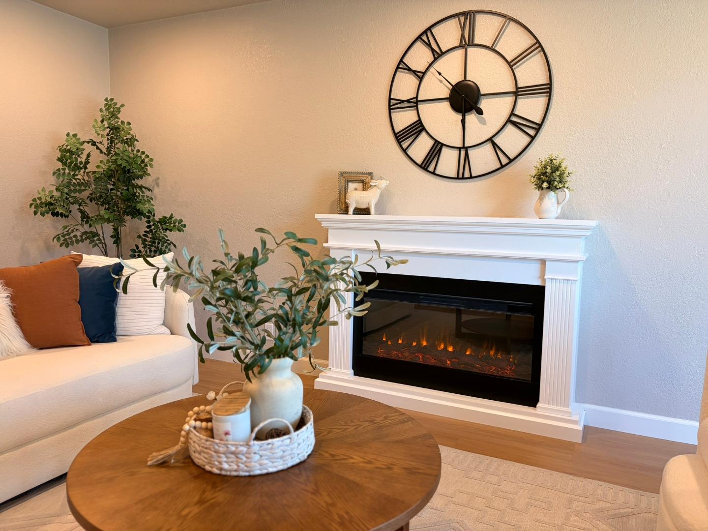 Detail Gallery Image 5 of 27 For 2747 Donovan Ave, Santa Clara,  CA 95051 - 4 Beds | 2 Baths