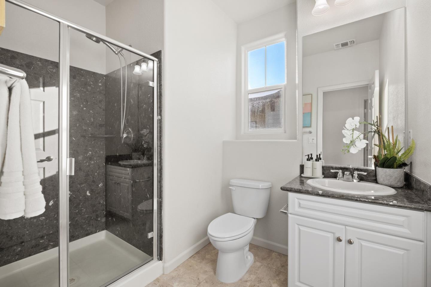 Photo #33: ML82042166 Listing: Photo #33