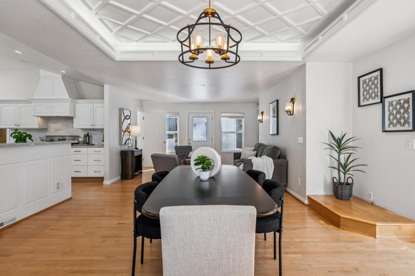 Detail Gallery Image 20 of 33 For 2905 Bird Rock Rd, Pebble Beach,  CA 93953 - 4 Beds | 3/1 Baths