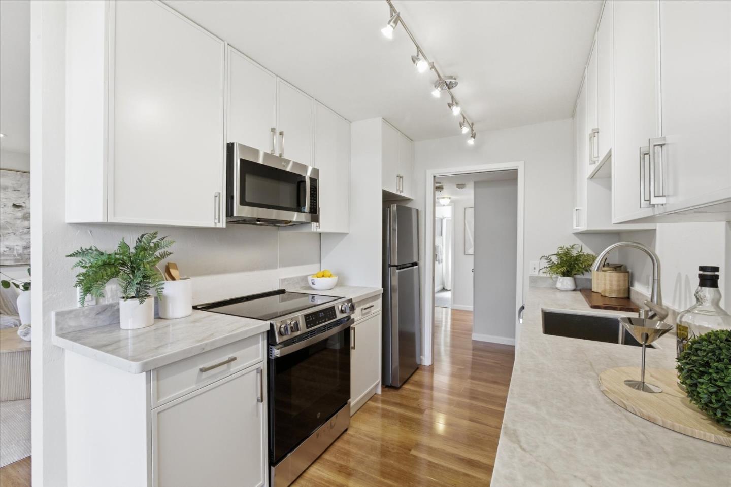 Photo #18: ML82042172 Listing: Photo #18