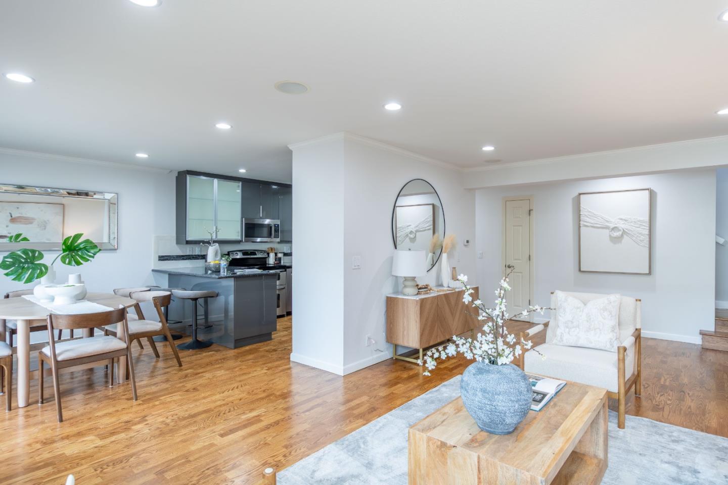 Photo #2: ML82042174 Listing: Photo #2