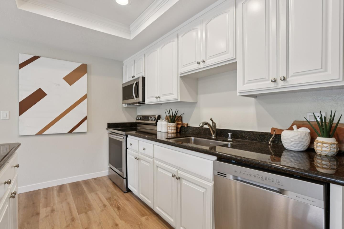 Photo #13: ML82042175 Listing: Photo #13