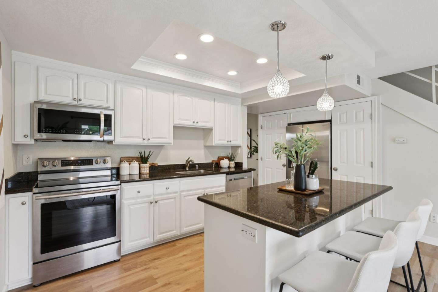 Photo #17: ML82042175 Listing: Photo #17