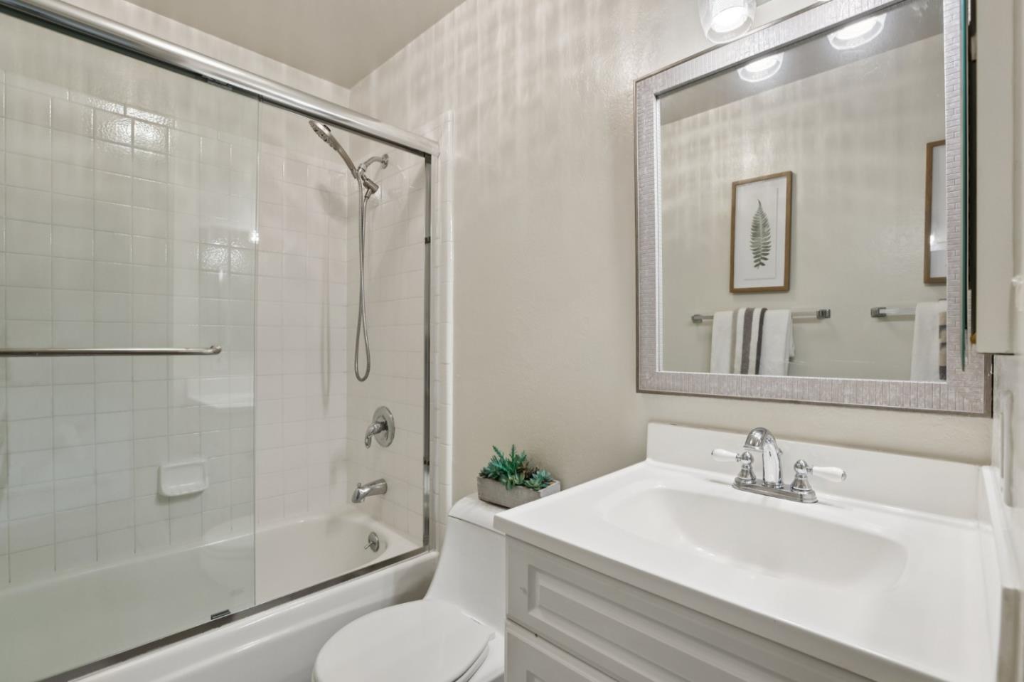 Photo #24: ML82042175 Listing: Photo #24