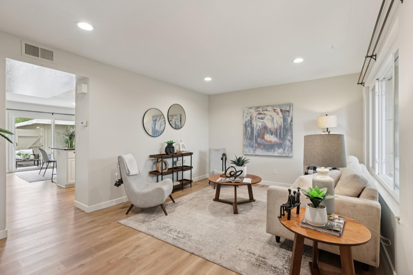 Photo #5: ML82042175 Listing: Photo #5