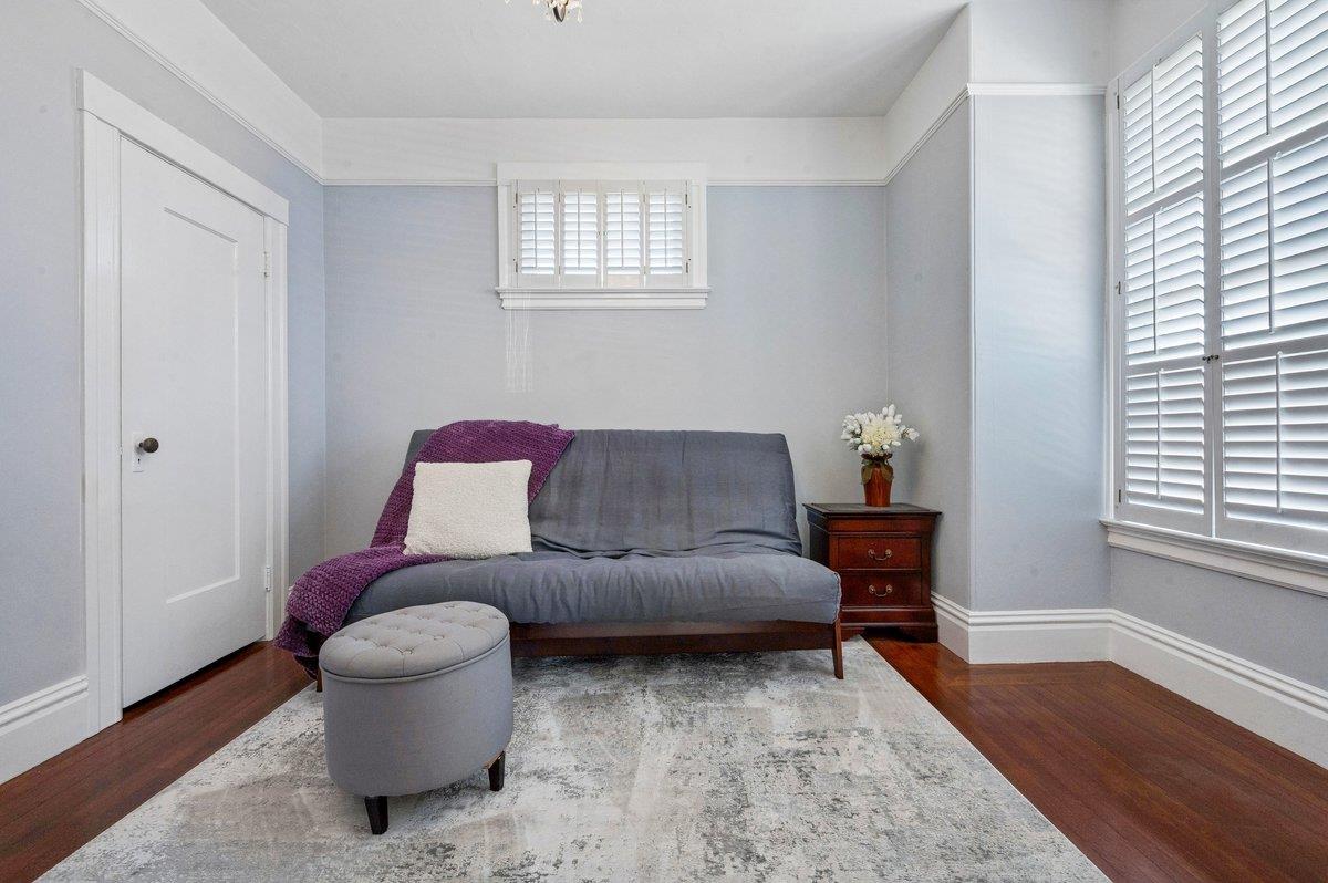 Detail Gallery Image 15 of 54 For 221 Poplar Ave, San Bruno,  CA 94066 - 3 Beds | 1/1 Baths