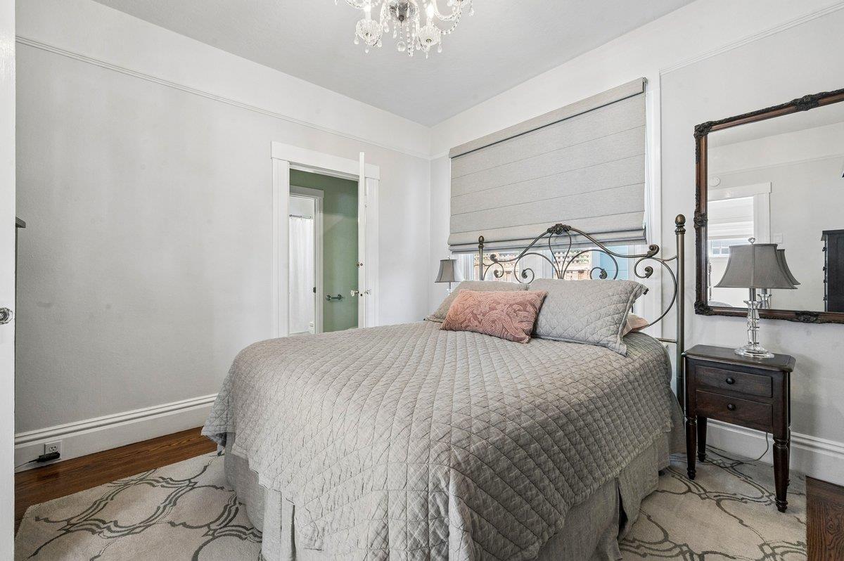 Detail Gallery Image 19 of 54 For 221 Poplar Ave, San Bruno,  CA 94066 - 3 Beds | 1/1 Baths