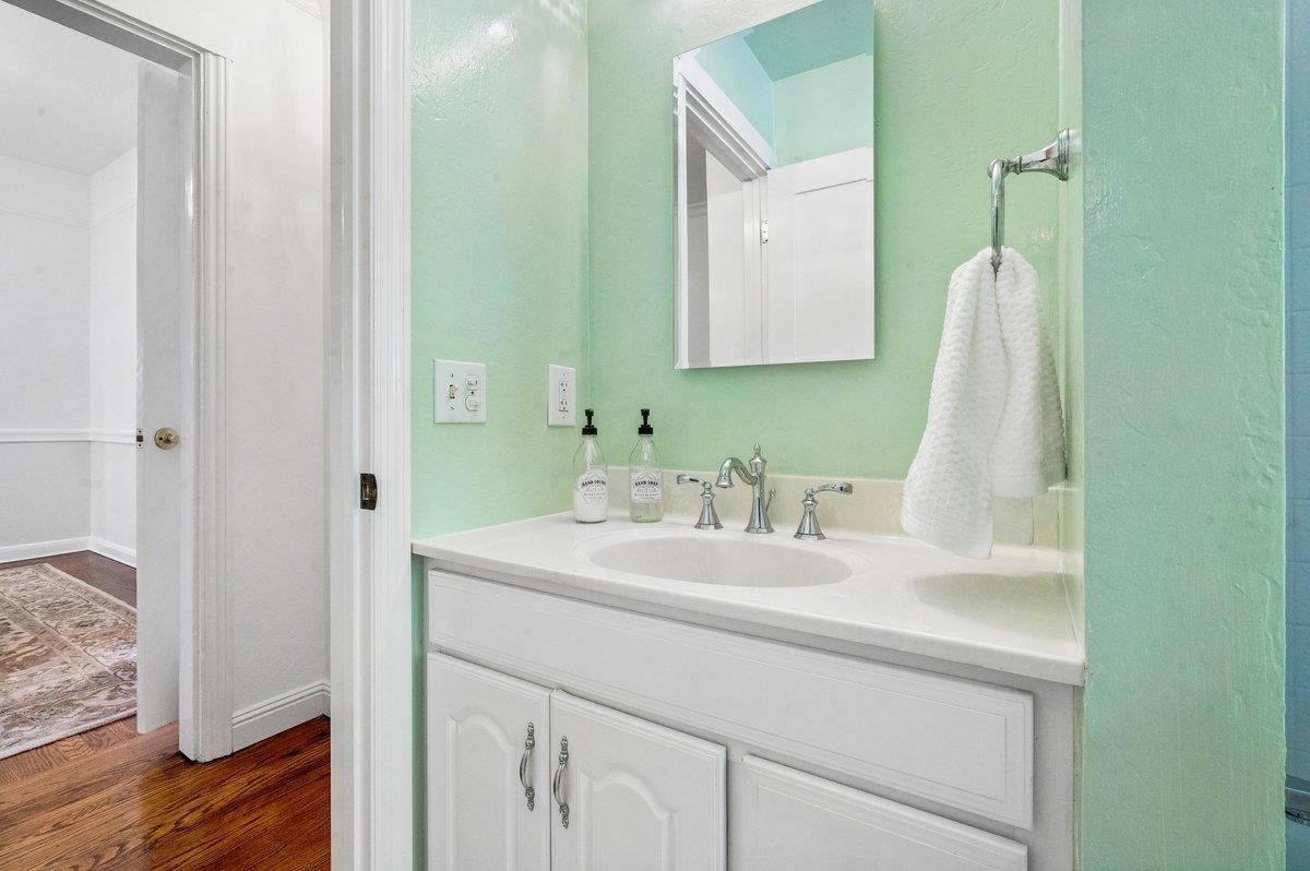 Detail Gallery Image 21 of 54 For 221 Poplar Ave, San Bruno,  CA 94066 - 3 Beds | 1/1 Baths