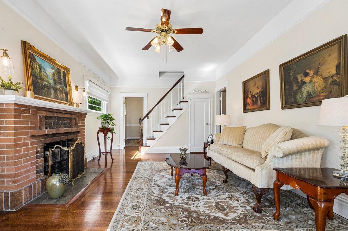 Detail Gallery Image 8 of 54 For 221 Poplar Ave, San Bruno,  CA 94066 - 3 Beds | 1/1 Baths