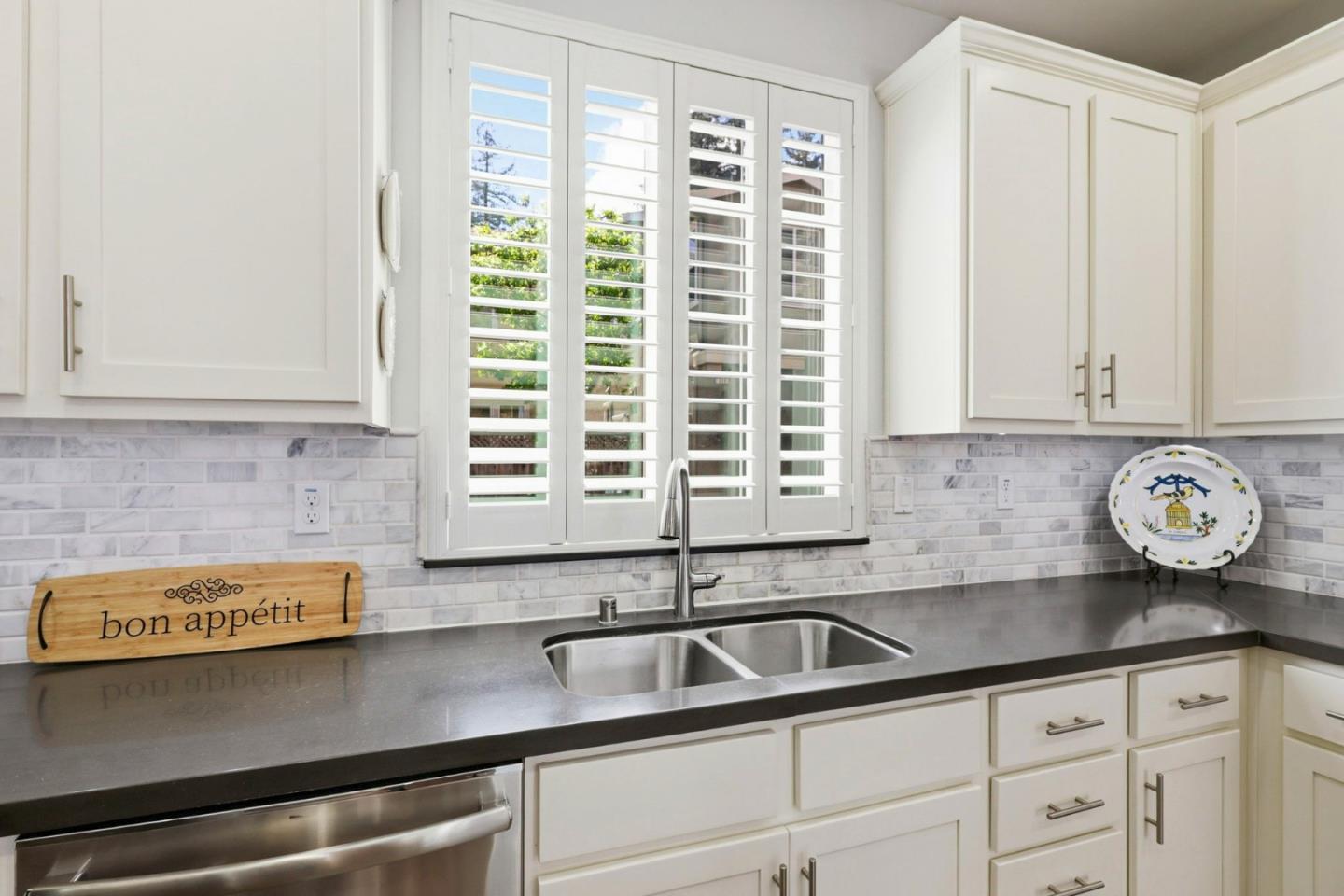 Detail Gallery Image 11 of 44 For 308 Harvest Ln, Scotts Valley,  CA 95066 - 3 Beds | 2/1 Baths