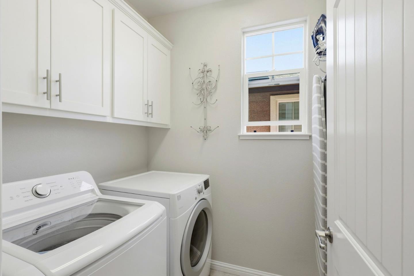 Detail Gallery Image 33 of 44 For 308 Harvest Ln, Scotts Valley,  CA 95066 - 3 Beds | 2/1 Baths