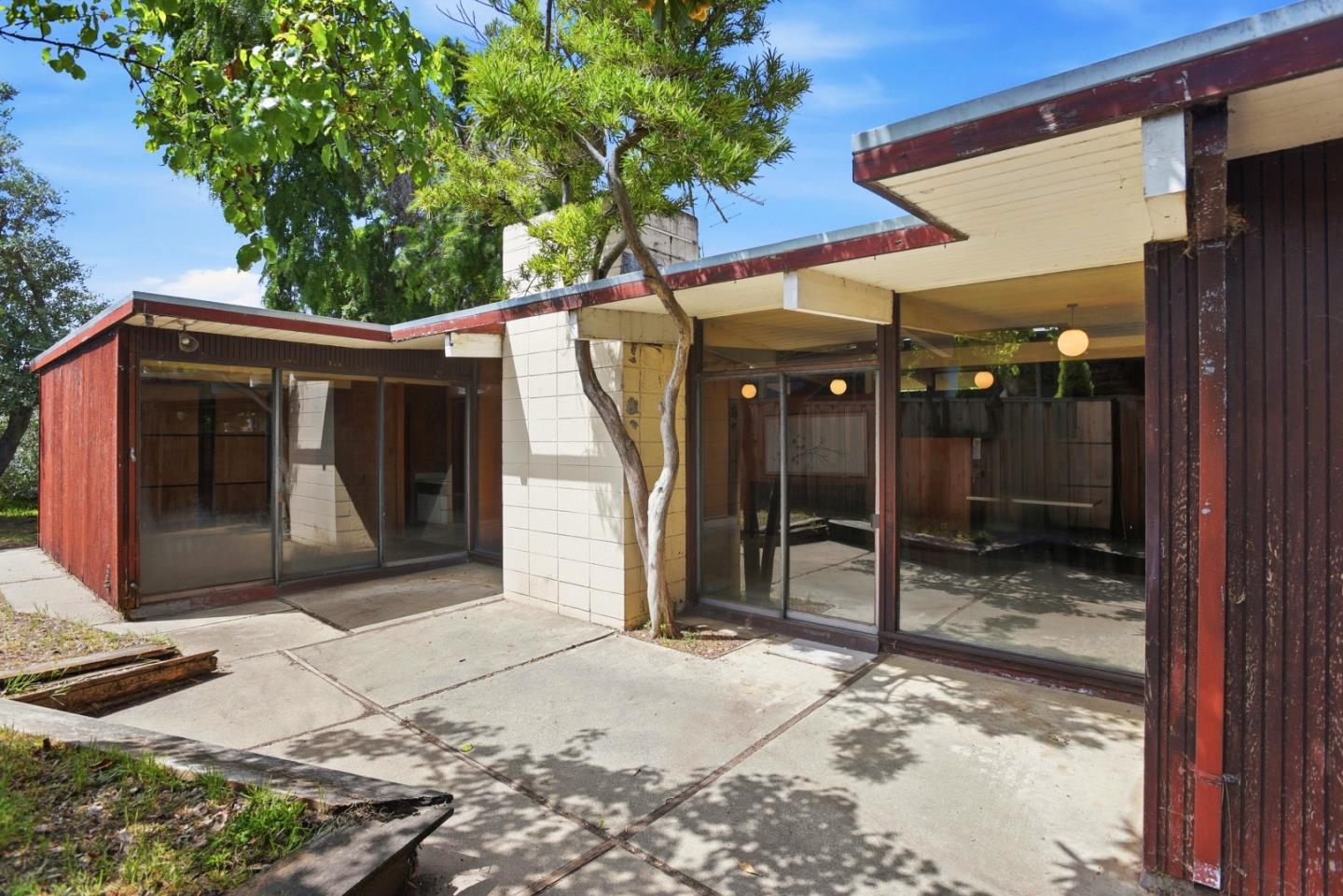 Detail Gallery Image 12 of 16 For 1648 Wolfe Dr, San Mateo,  CA 94402 - 3 Beds | 2 Baths