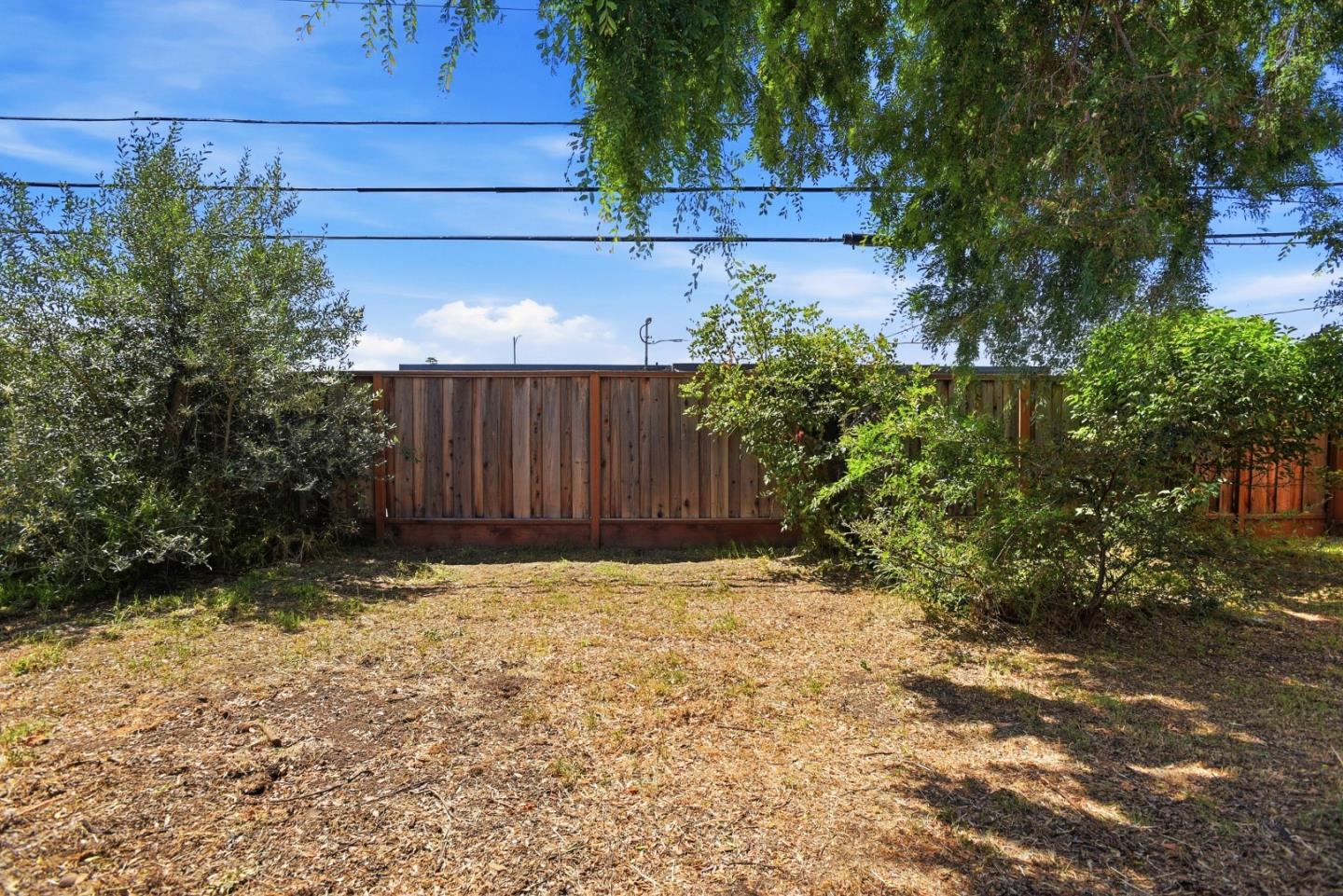 Detail Gallery Image 16 of 16 For 1648 Wolfe Dr, San Mateo,  CA 94402 - 3 Beds | 2 Baths