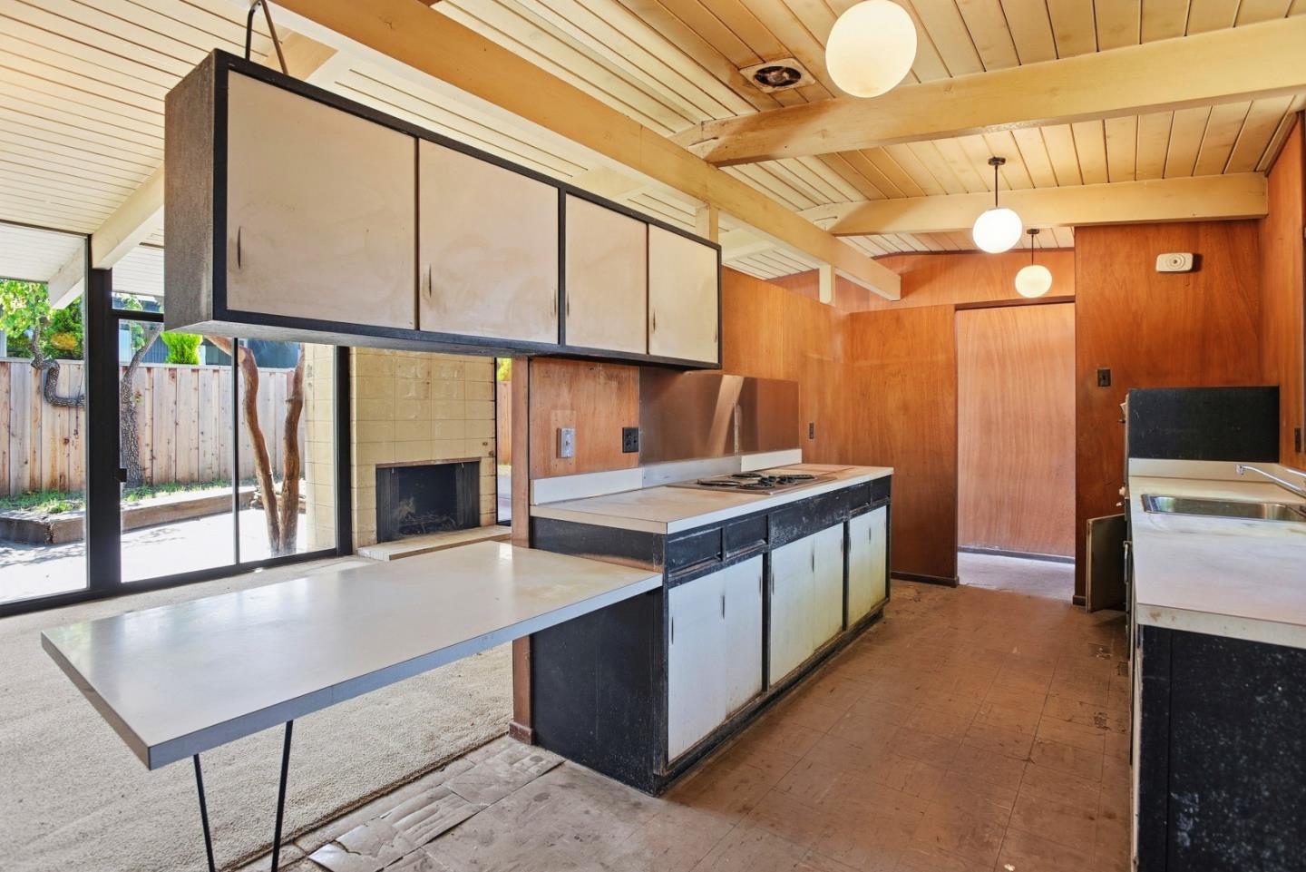 Detail Gallery Image 6 of 16 For 1648 Wolfe Dr, San Mateo,  CA 94402 - 3 Beds | 2 Baths