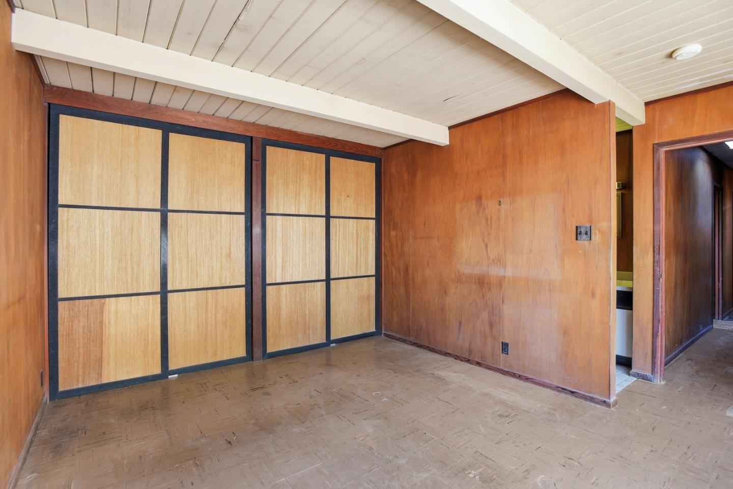 Detail Gallery Image 9 of 16 For 1648 Wolfe Dr, San Mateo,  CA 94402 - 3 Beds | 2 Baths