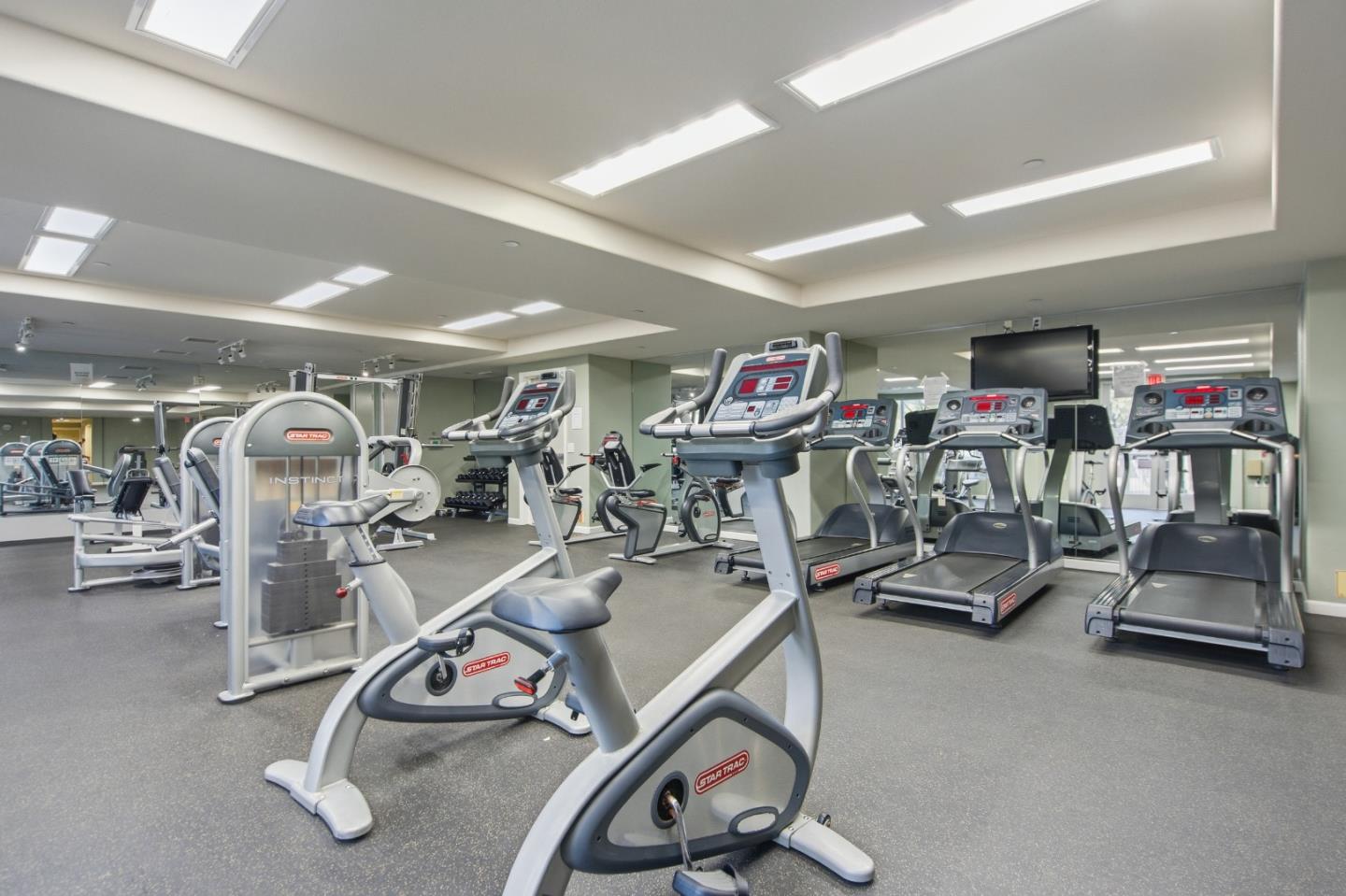 Photo #17: ML82042187 Listing: Photo #17