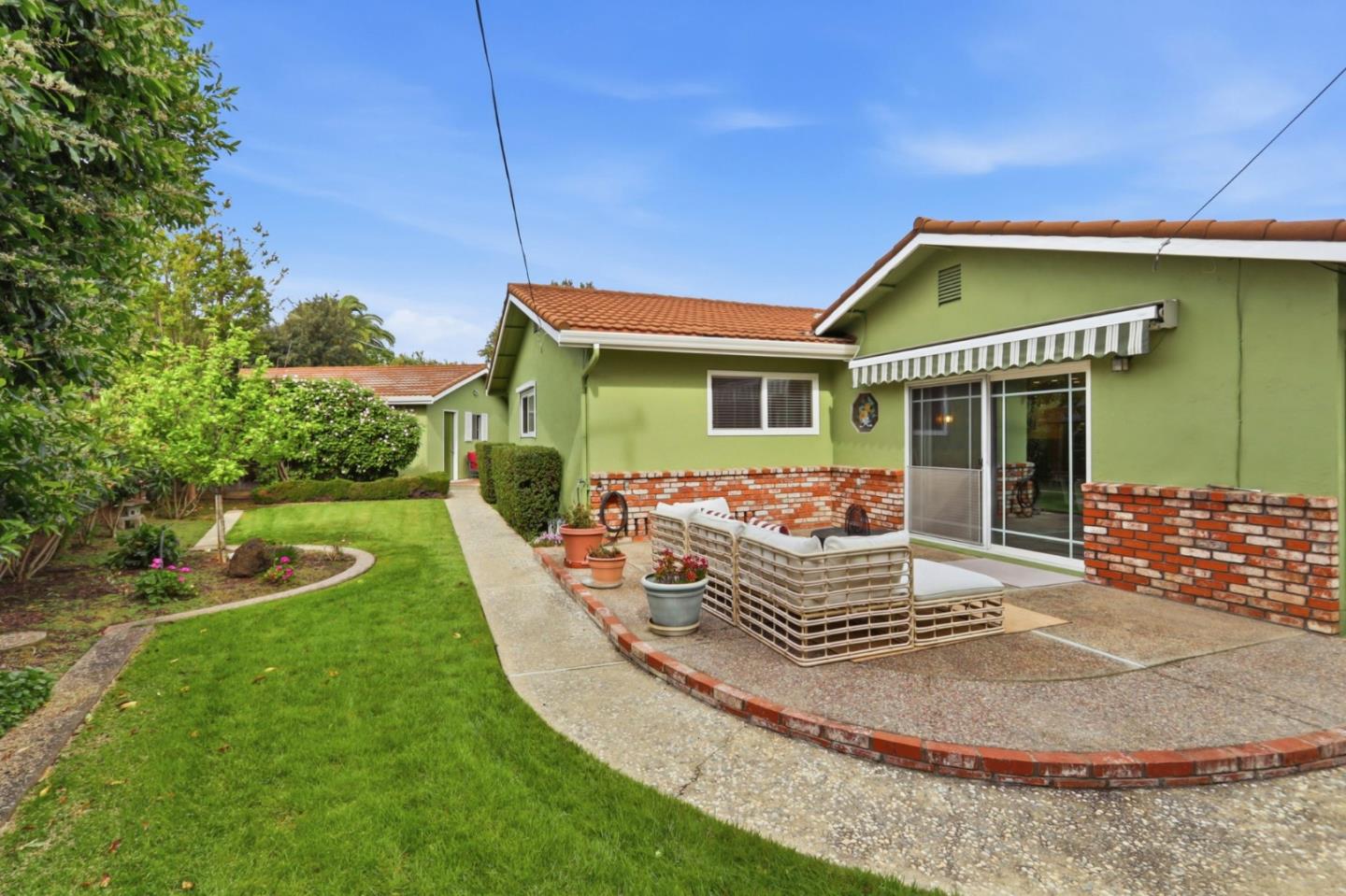 Detail Gallery Image 5 of 38 For 4654 Blanco Dr, San Jose,  CA 95129 - 3 Beds | 2 Baths