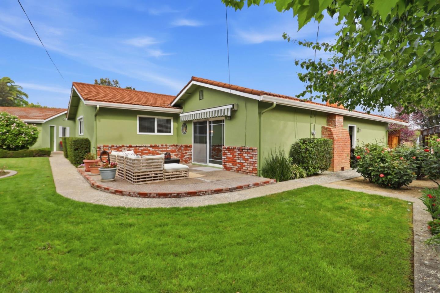 Detail Gallery Image 6 of 38 For 4654 Blanco Dr, San Jose,  CA 95129 - 3 Beds | 2 Baths